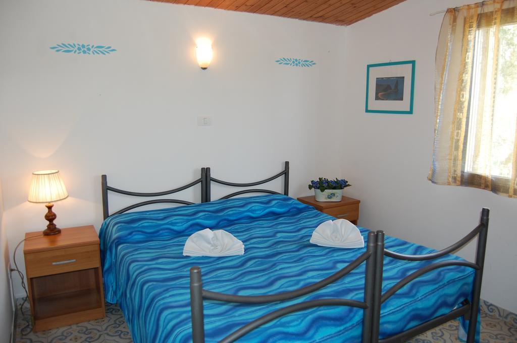 Marina del Cantone Chalet Nerano Habitación foto